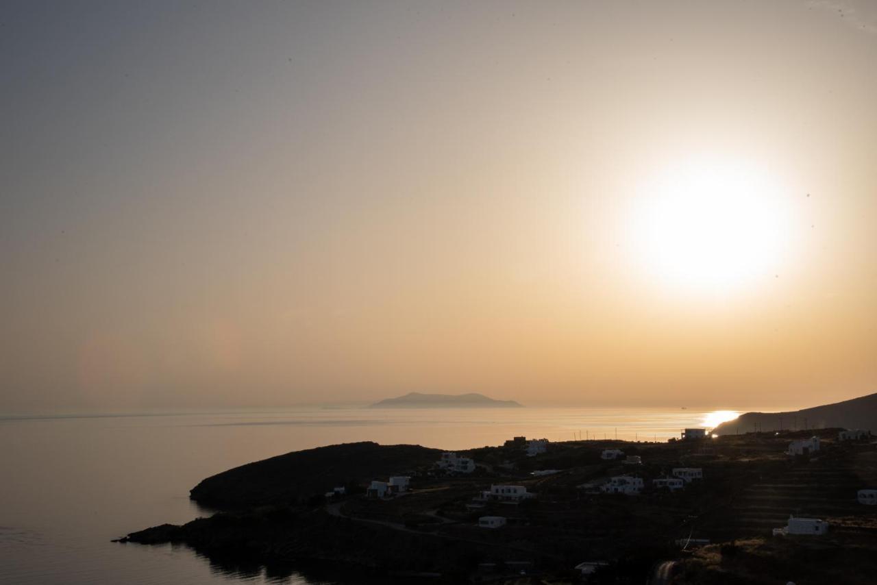 Iliopetra Residence Agios Romanos Экстерьер фото