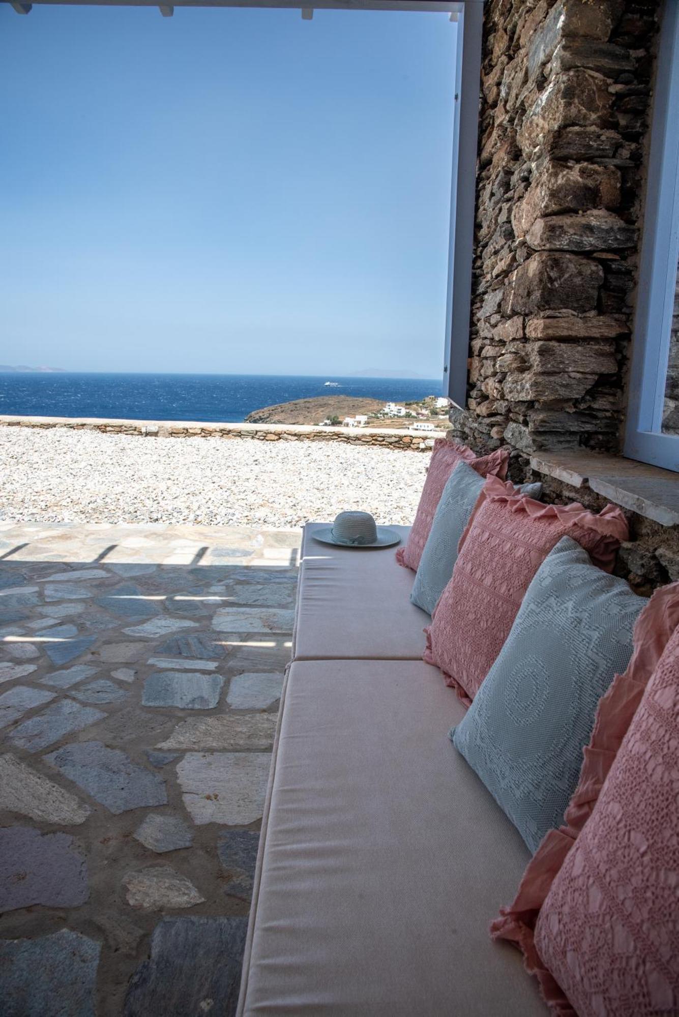 Iliopetra Residence Agios Romanos Экстерьер фото