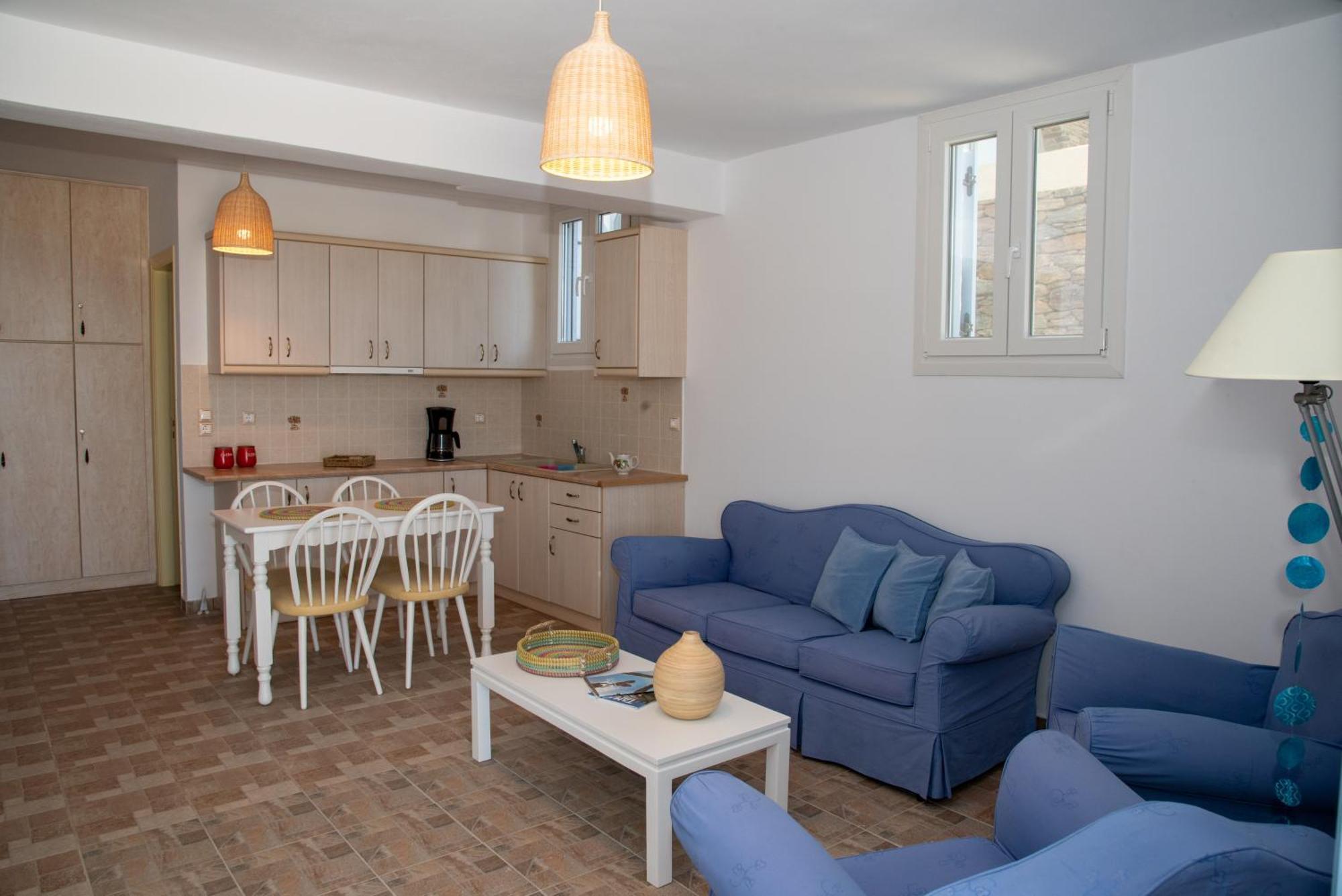 Iliopetra Residence Agios Romanos Экстерьер фото